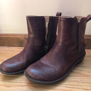 UGG brown ankle boots